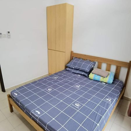 Infinity Homestay Bandar Cemerlang Ulu Tiram Dış mekan fotoğraf