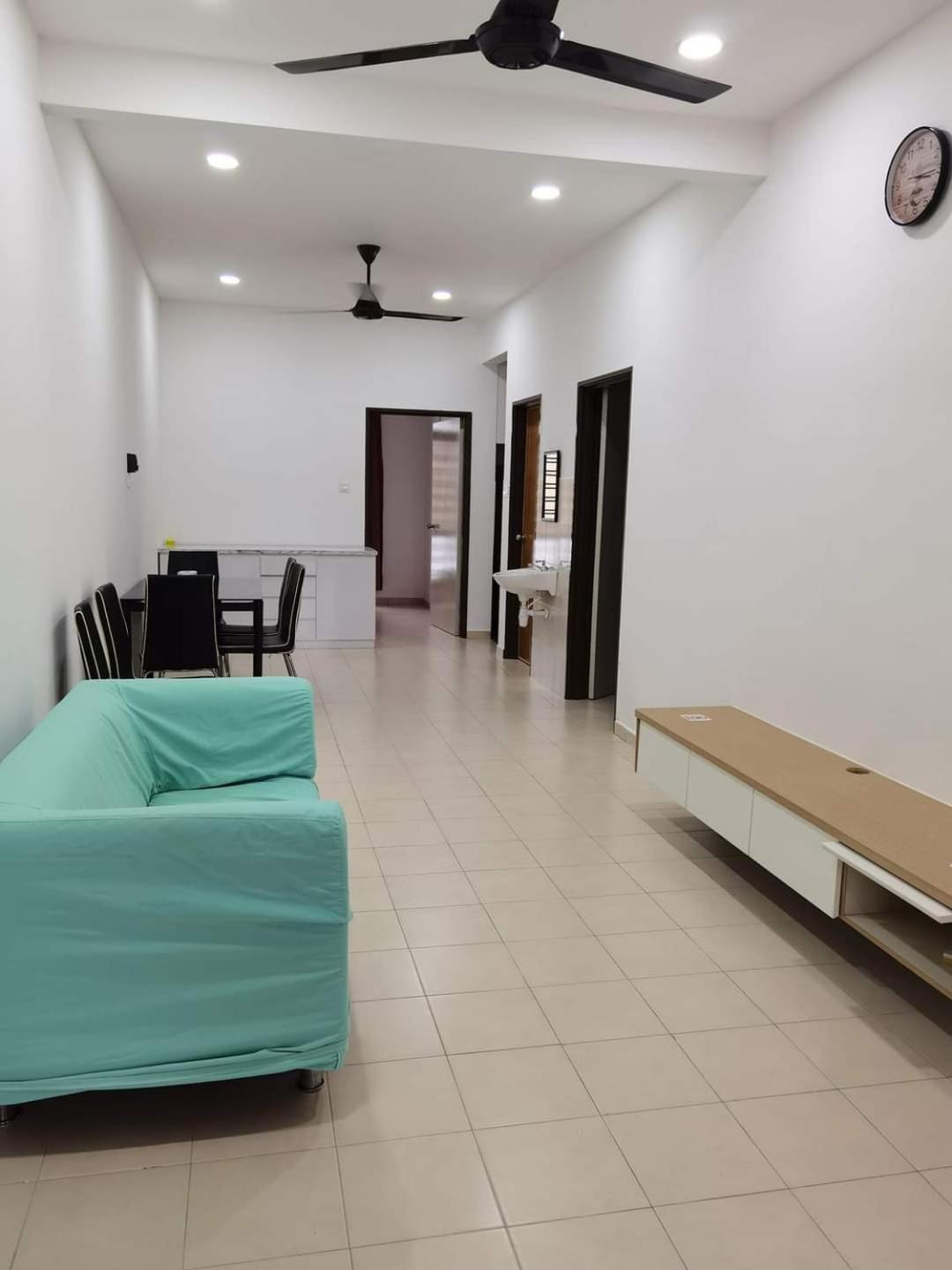 Infinity Homestay Bandar Cemerlang Ulu Tiram Dış mekan fotoğraf